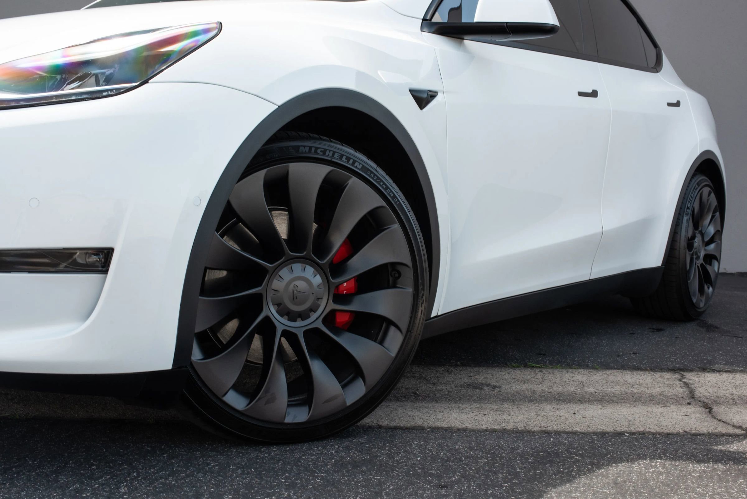Used 2022 Tesla Model Y Performance image 33