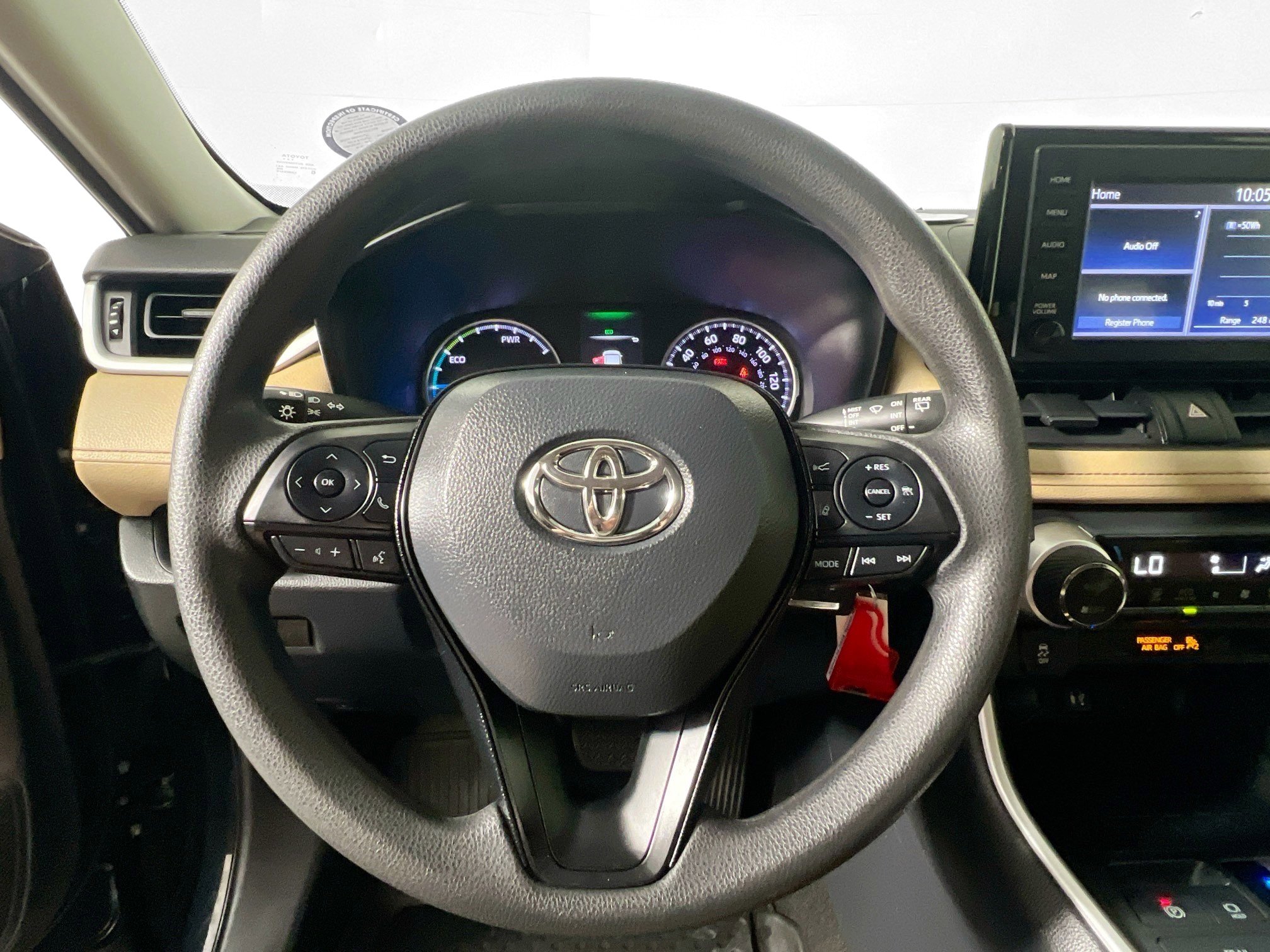 Used 2019 Toyota RAV4 LE image 17