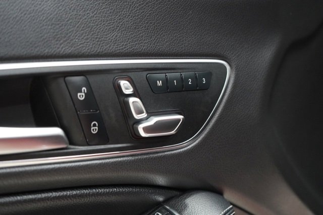 Used 2018 Mercedes-Benz CLA 250 4MATIC image 18