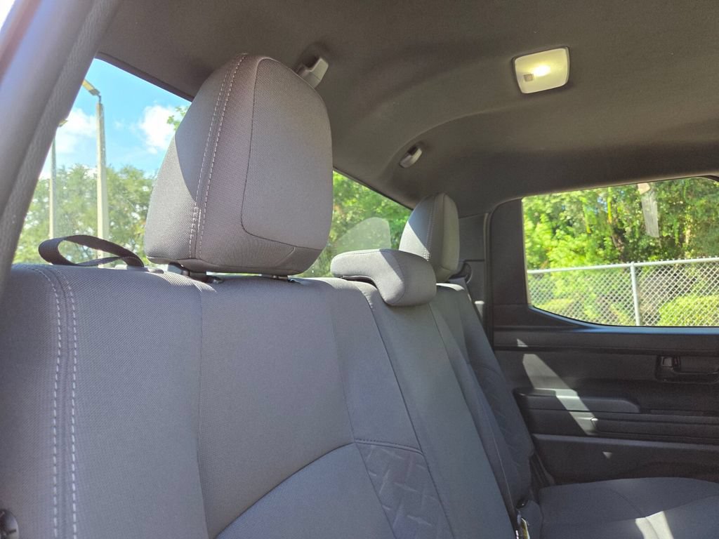 Certified 2024 Toyota Tacoma SR AWD/4WD image 18