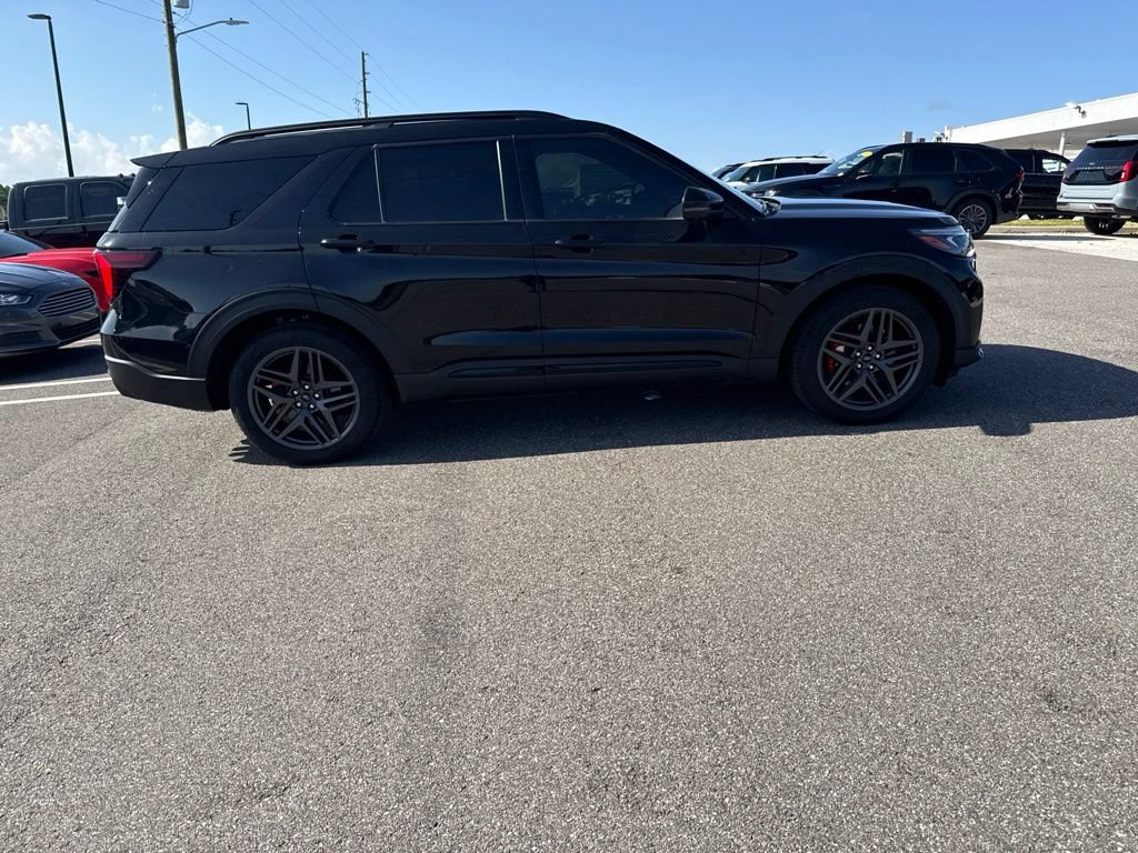 Used 2026 Ford Explorer ST w/ Sun And Sound Package AWD/4WD image 1