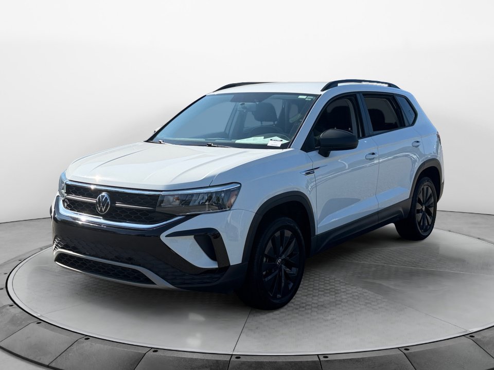 Used 2022 Volkswagen Taos S FWD image 3