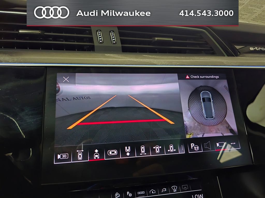 Used 2024 Audi Q8 e-tron Prestige w/ Prestige Package AWD/4WD image 29