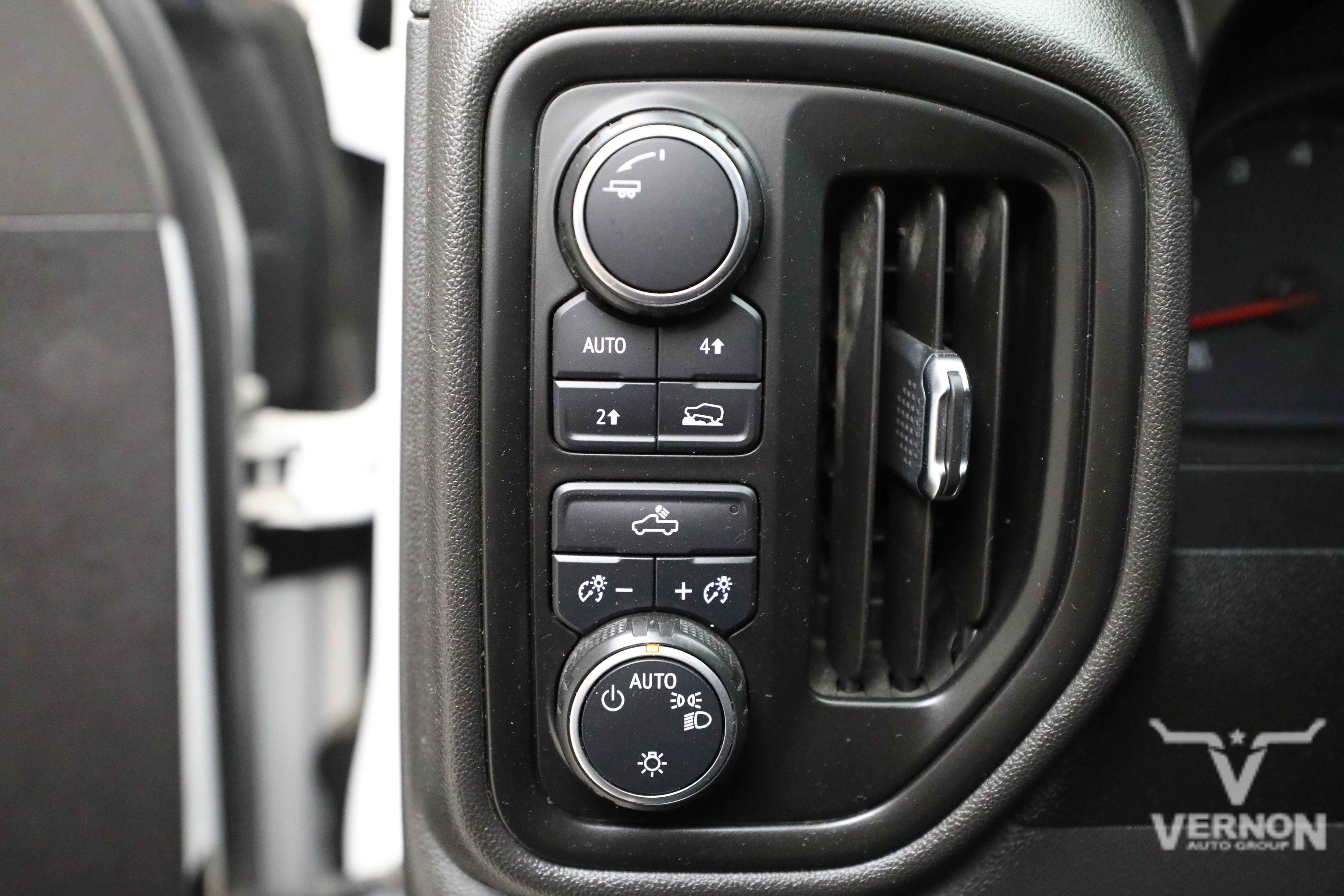 Used 2020 Chevrolet Silverado 1500 W/T w/ WT Value Package AWD/4WD image 16
