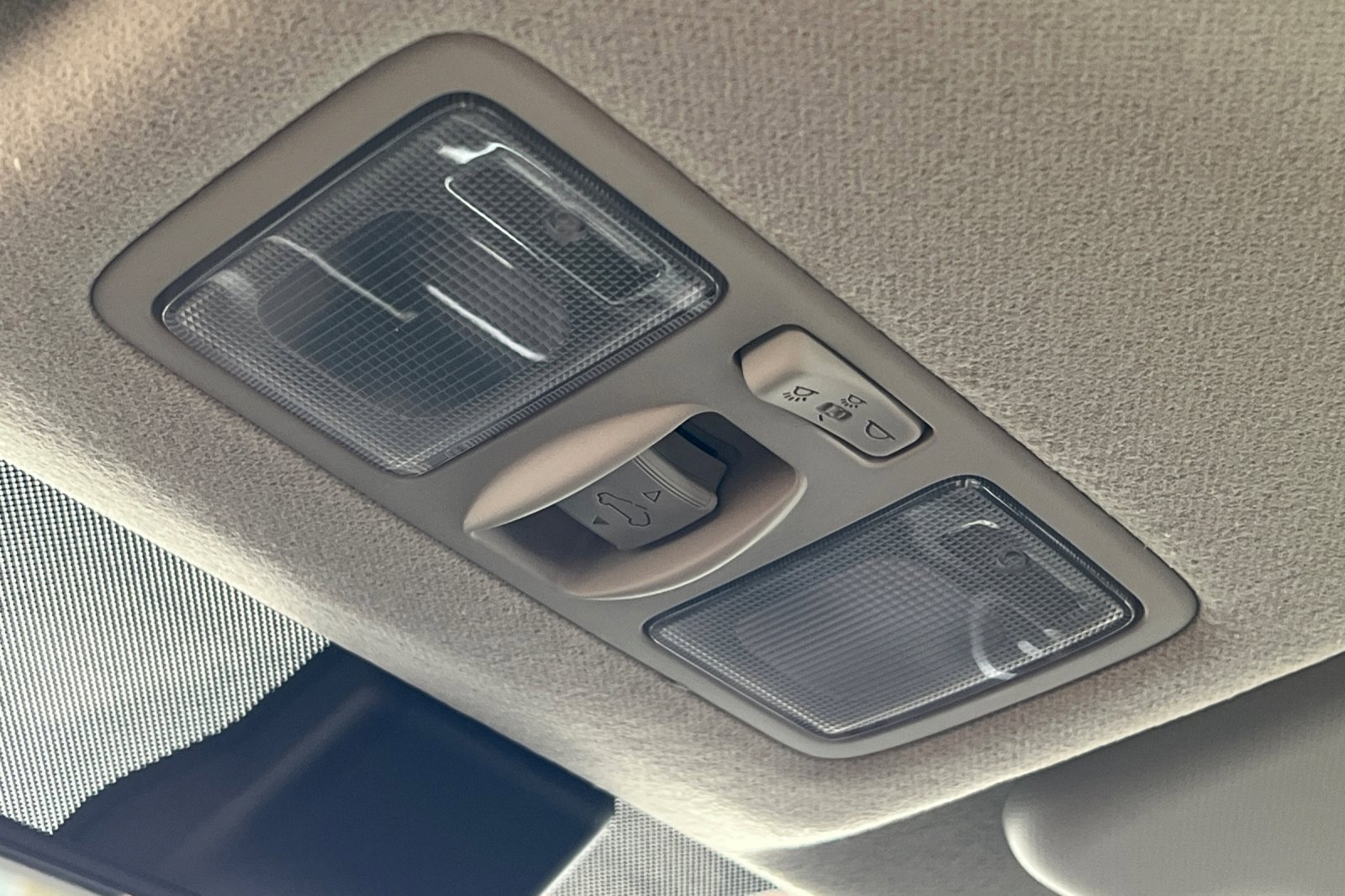 Certified 2025 Hyundai Venue SEL image 24