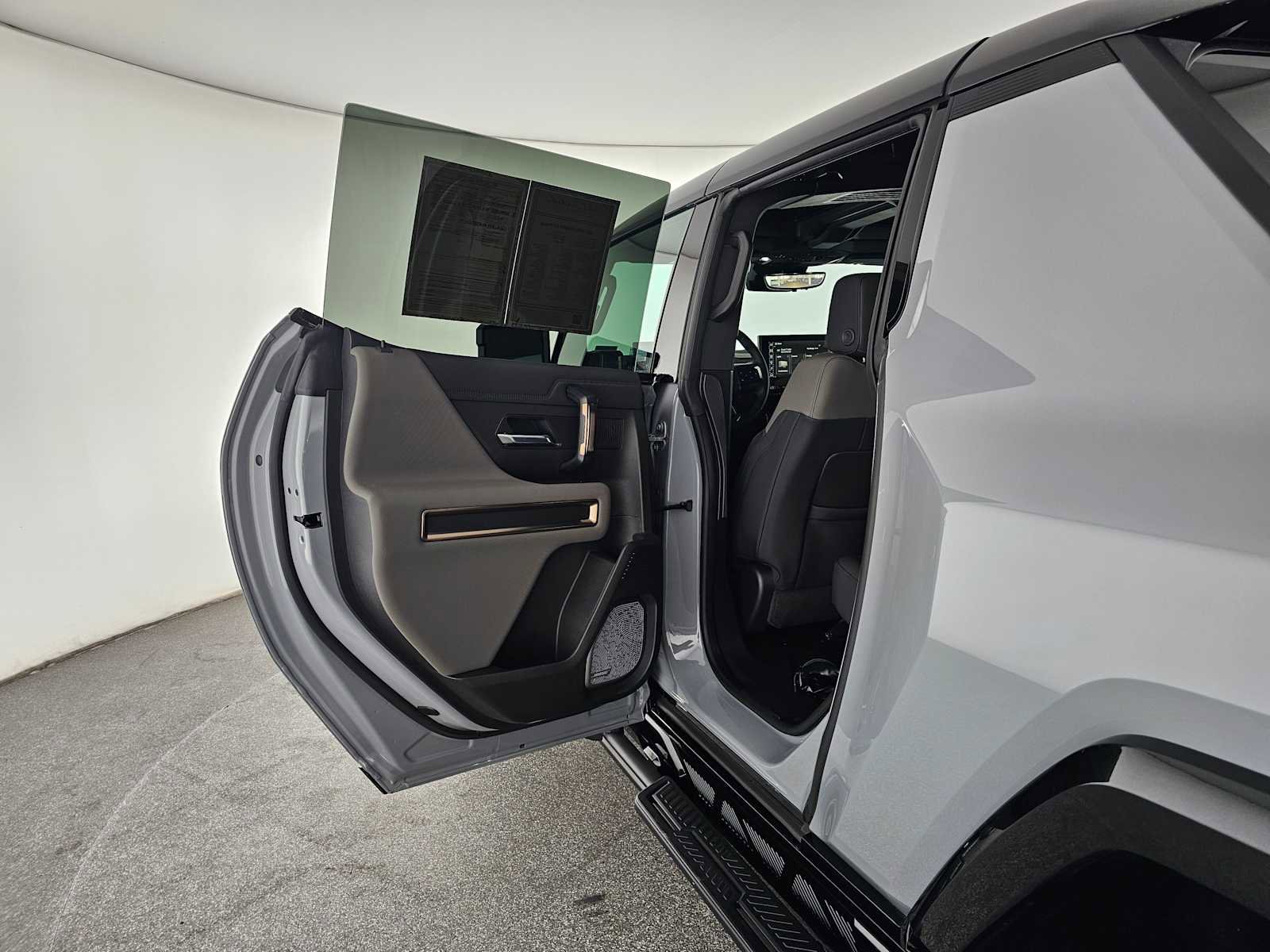 Used 2025 GMC Hummer EV 3X w/ Extreme Off-Road Package image 16