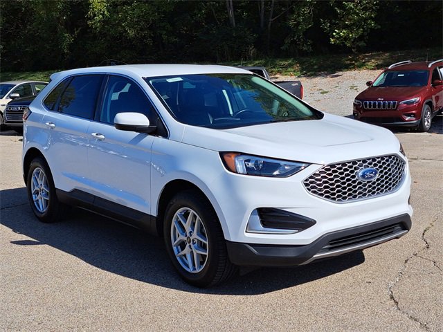 Used 2024 Ford Edge SEL image 7