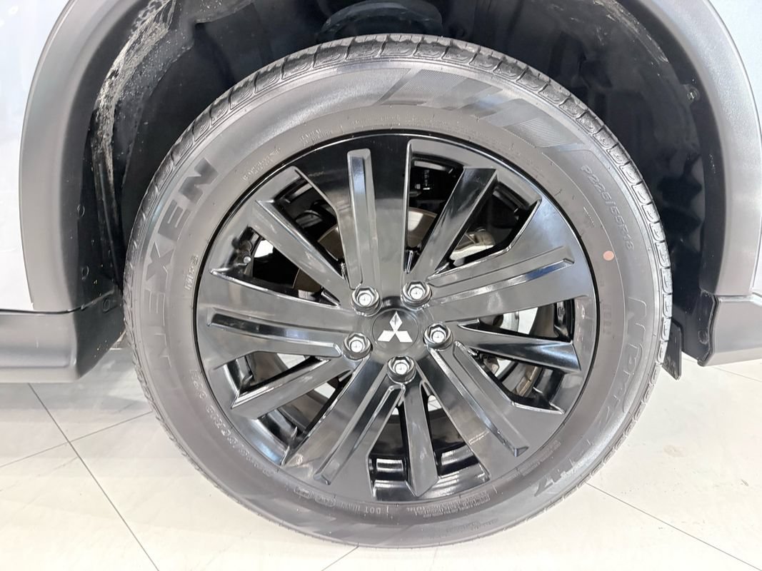 Used 2026 Mitsubishi Outlander Sport LE AWD/4WD image 38