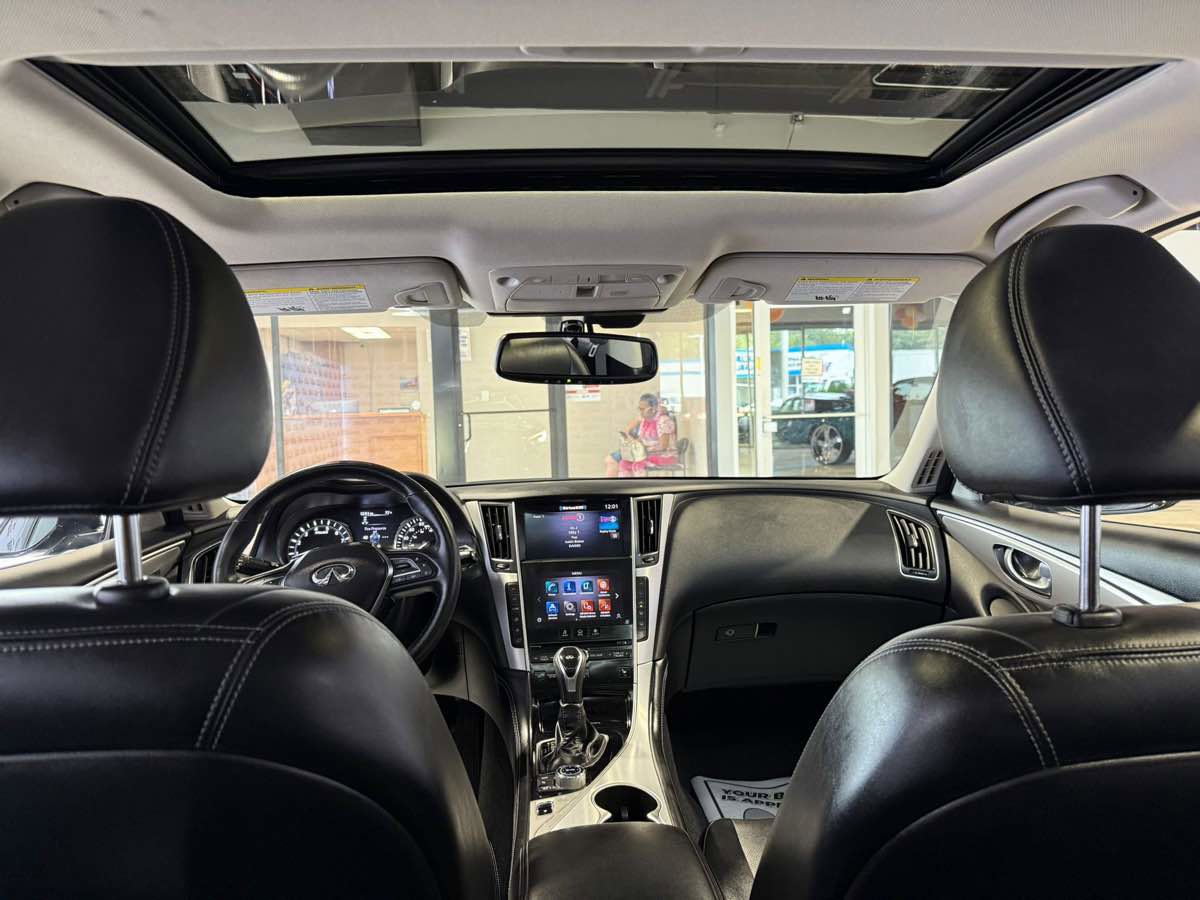Used 2022 INFINITI Q50 Luxe w/ Cargo Package AWD/4WD image 29