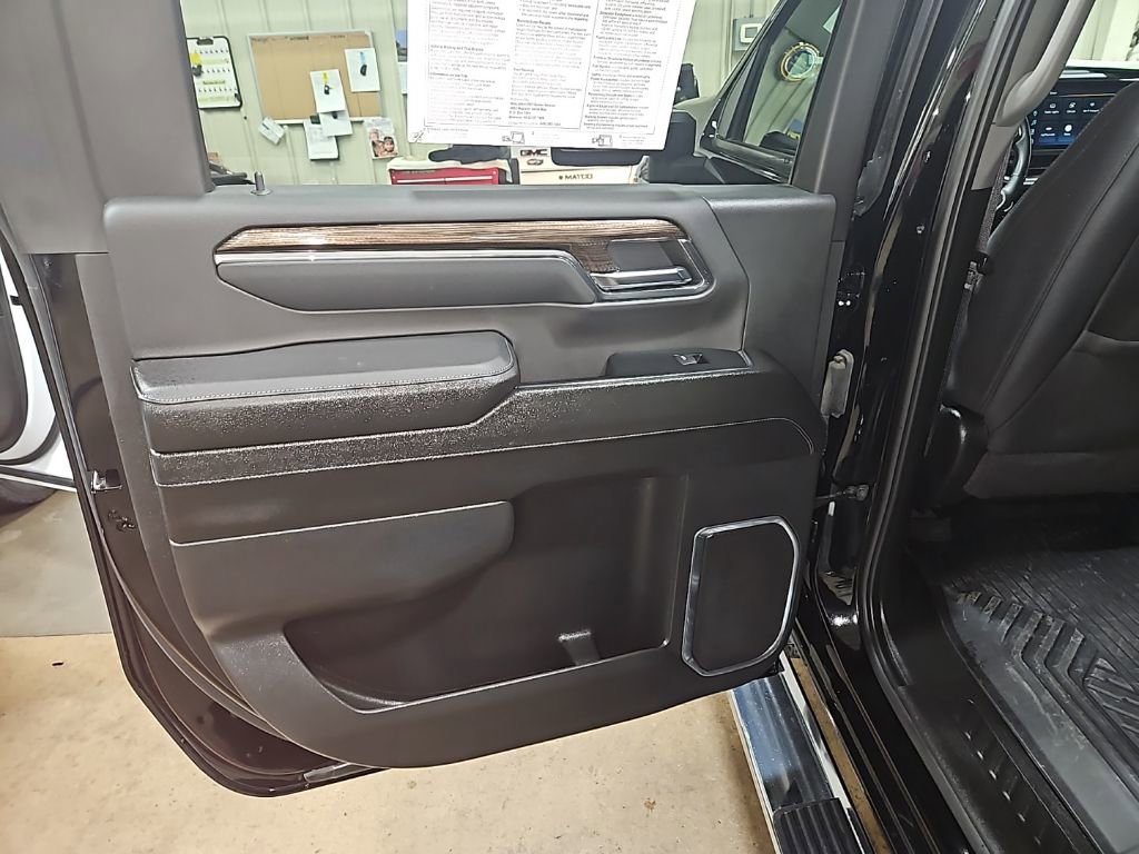 Used 2024 Chevrolet Silverado 2500 LT image 24