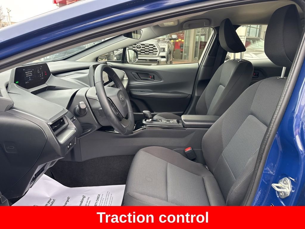 Used 2025 Toyota Prius LE image 13