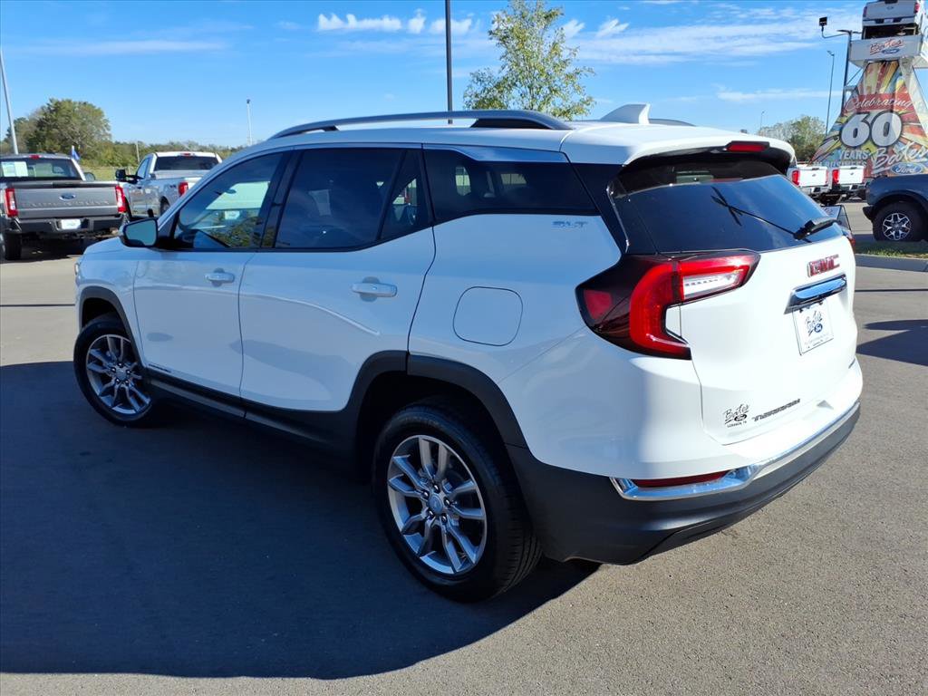 Used 2022 GMC Terrain SLT image 5