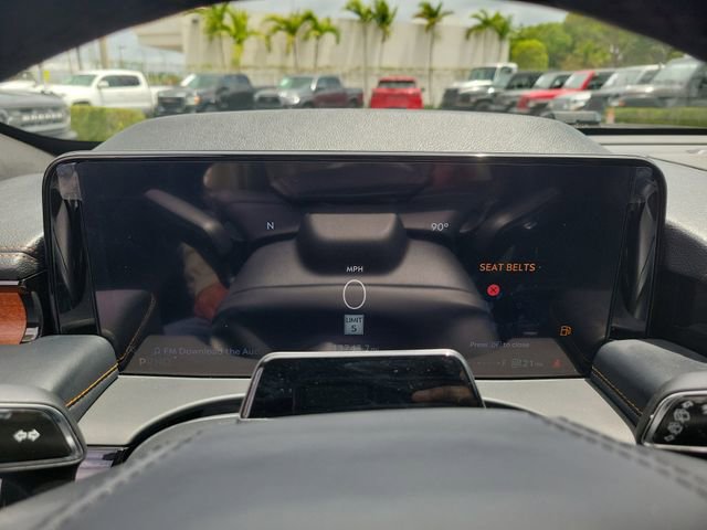 Used 2025 Lincoln Aviator Black Label AWD/4WD image 27