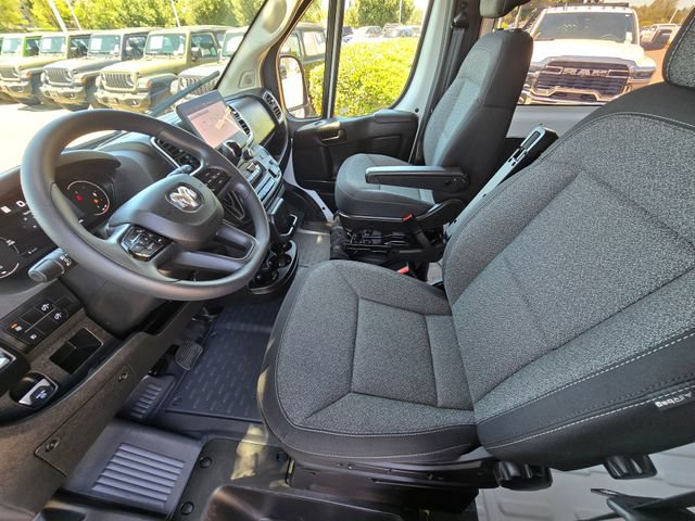 Used 2025 RAM ProMaster 2500 w/ Crew Van Package FWD image 21