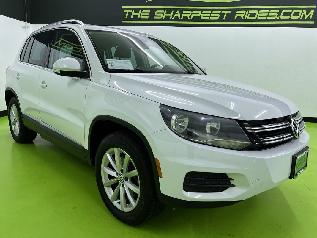 Used 2017 Volkswagen Tiguan Wolfsburg Edition AWD/4WD image 2