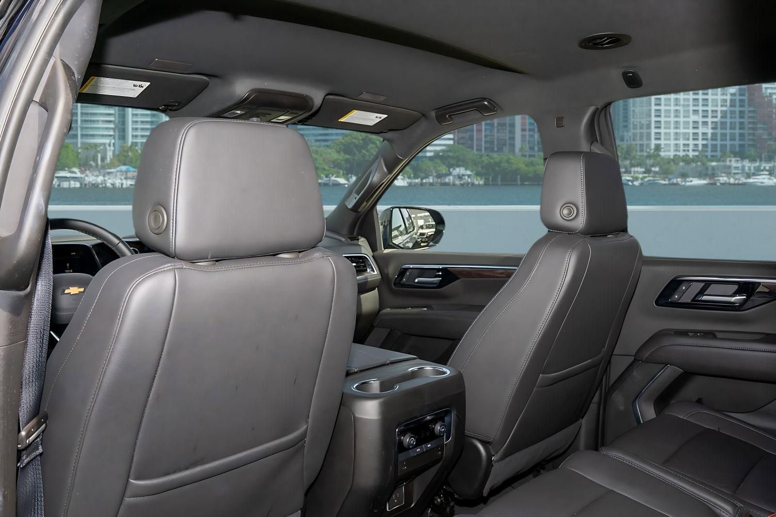 Used 2025 Chevrolet Tahoe LT image 19