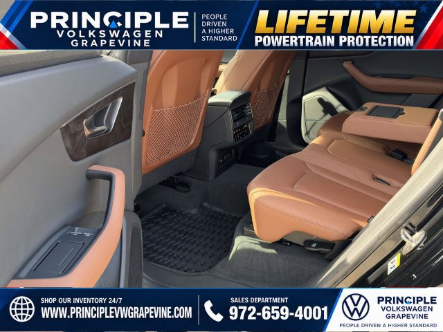 Used 2023 Audi Q8 Premium Plus w/ Premium Plus Package AWD/4WD image 24