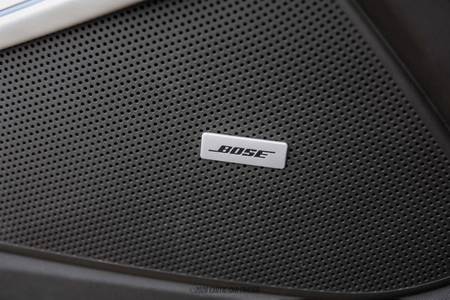 Used 2019 Chevrolet Camaro ZL1 RWD image 43