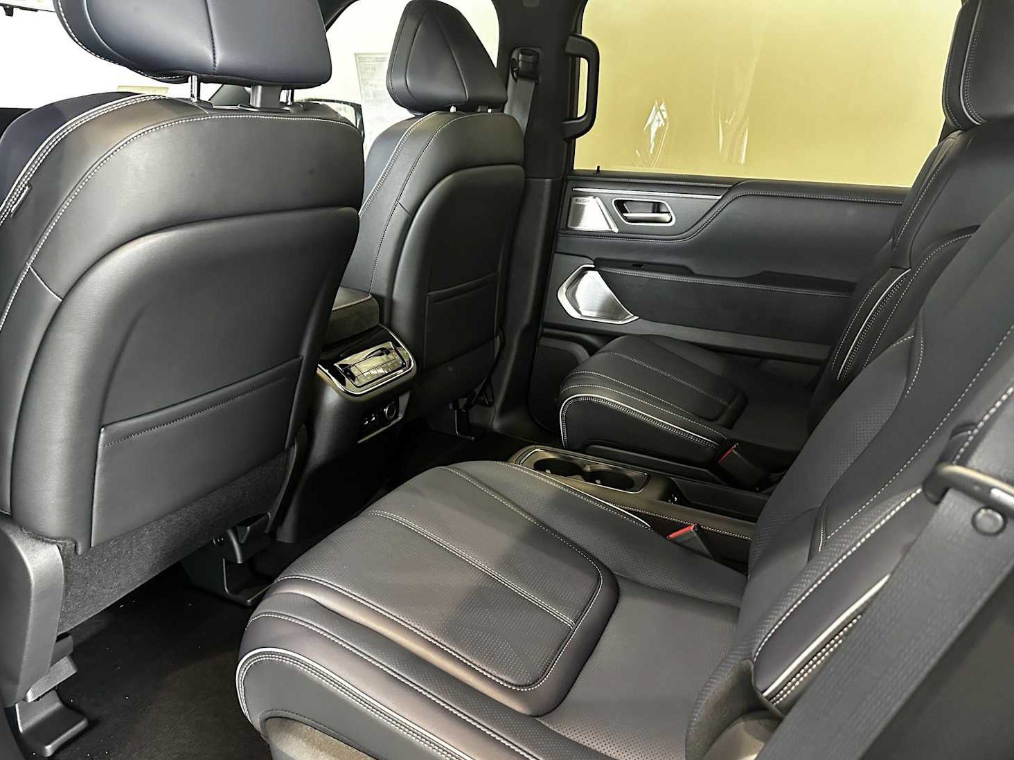 New 2027 INFINITI QX80 Sensory w/ Sport Exterior Package AWD/4WD image 11