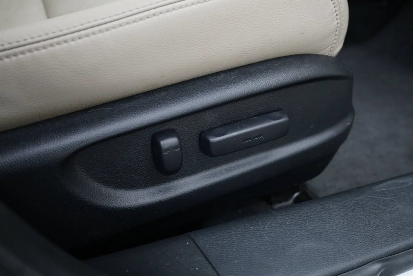 Used 2017 Honda Accord EX-L image 40