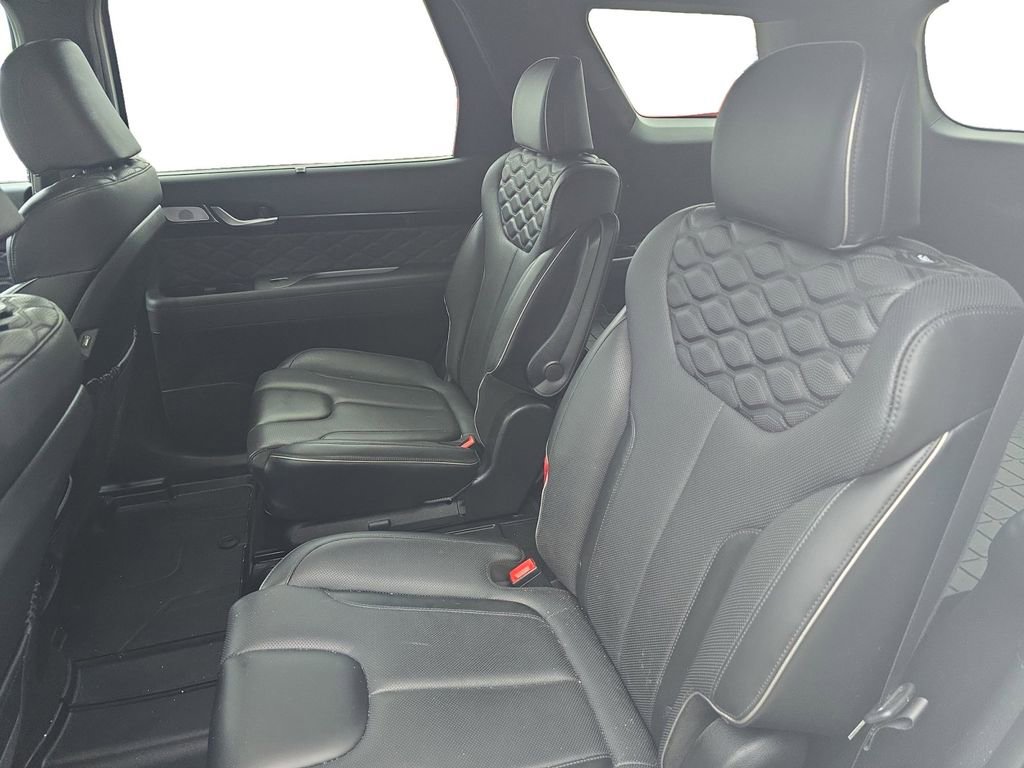Used 2022 Hyundai Palisade Calligraphy w/ Winter Package FWD image 13