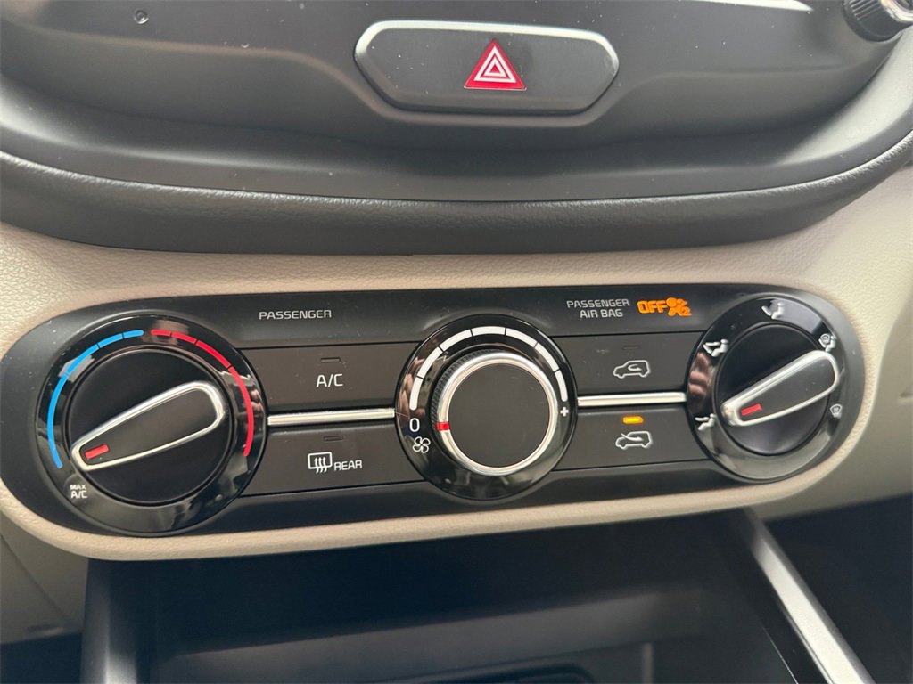 Certified 2023 Kia Soul LX w/ Option Group 015 image 29