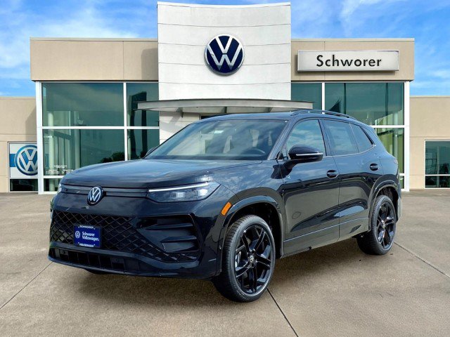 New 2026 Volkswagen Tiguan SE R-Line AWD/4WD image 2
