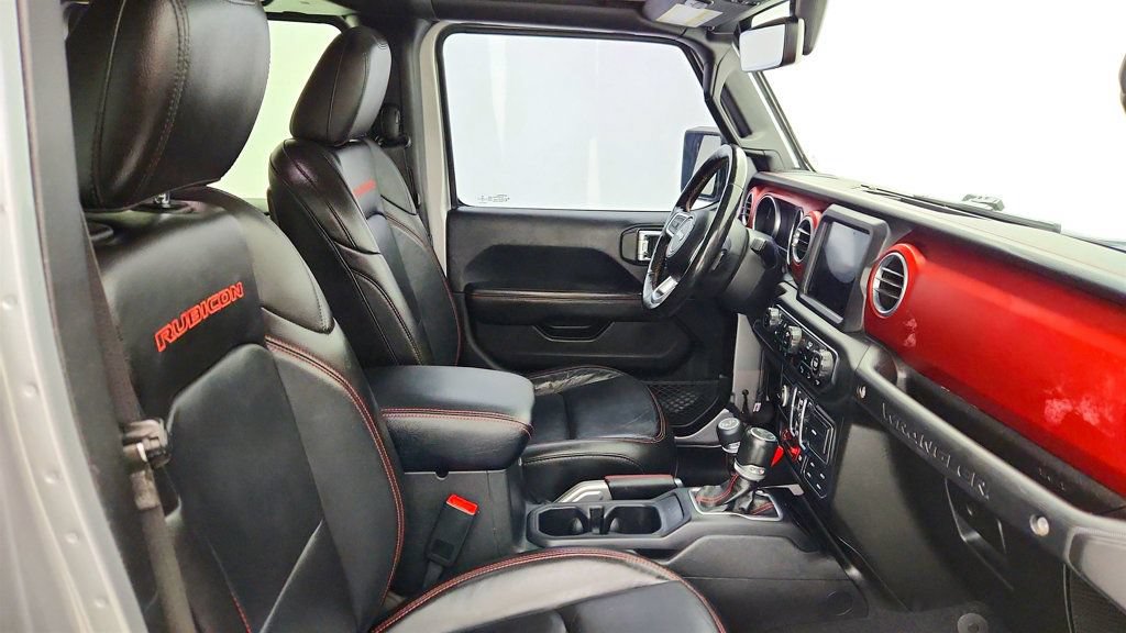 Used 2018 Jeep Wrangler Unlimited Rubicon AWD/4WD image 25