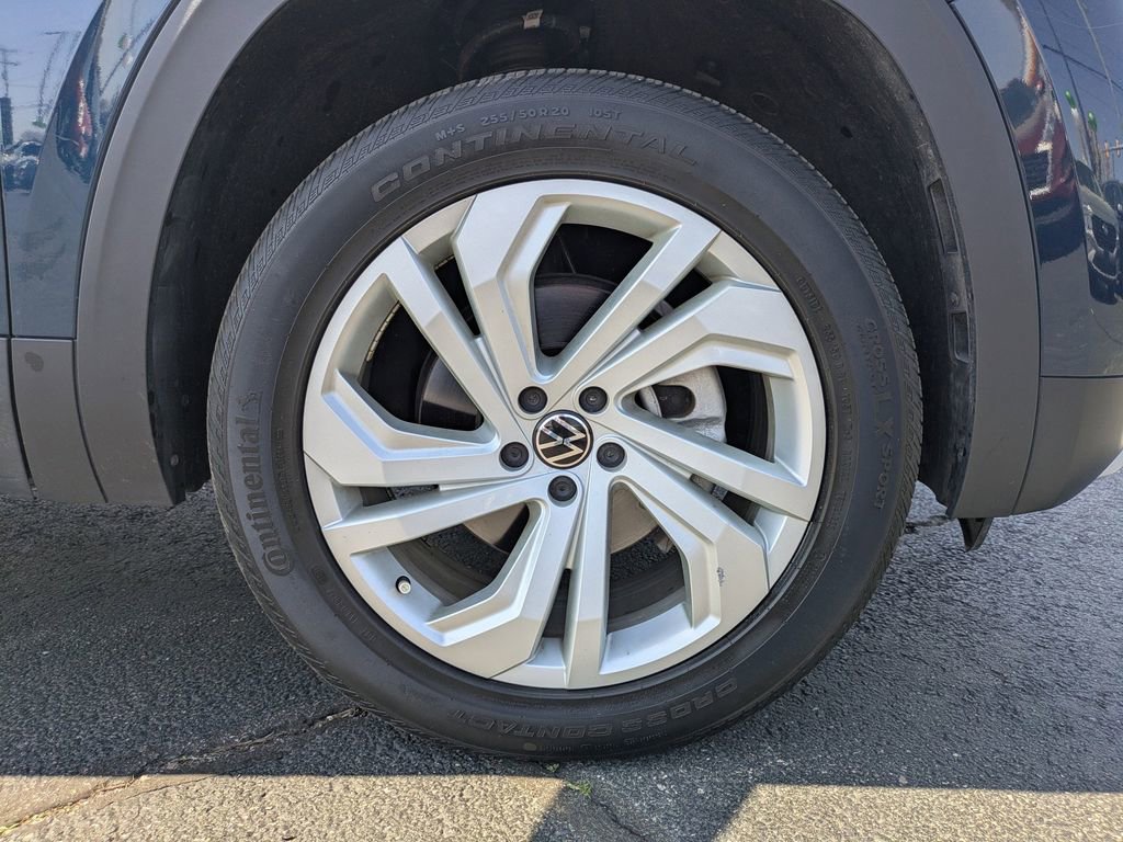 Certified 2022 Volkswagen Atlas SE image 11