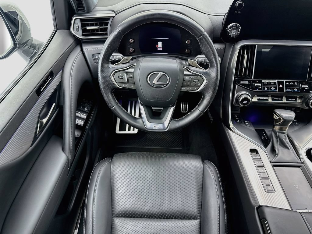 Used 2023 Lexus LX 600 F Sport AWD/4WD image 10