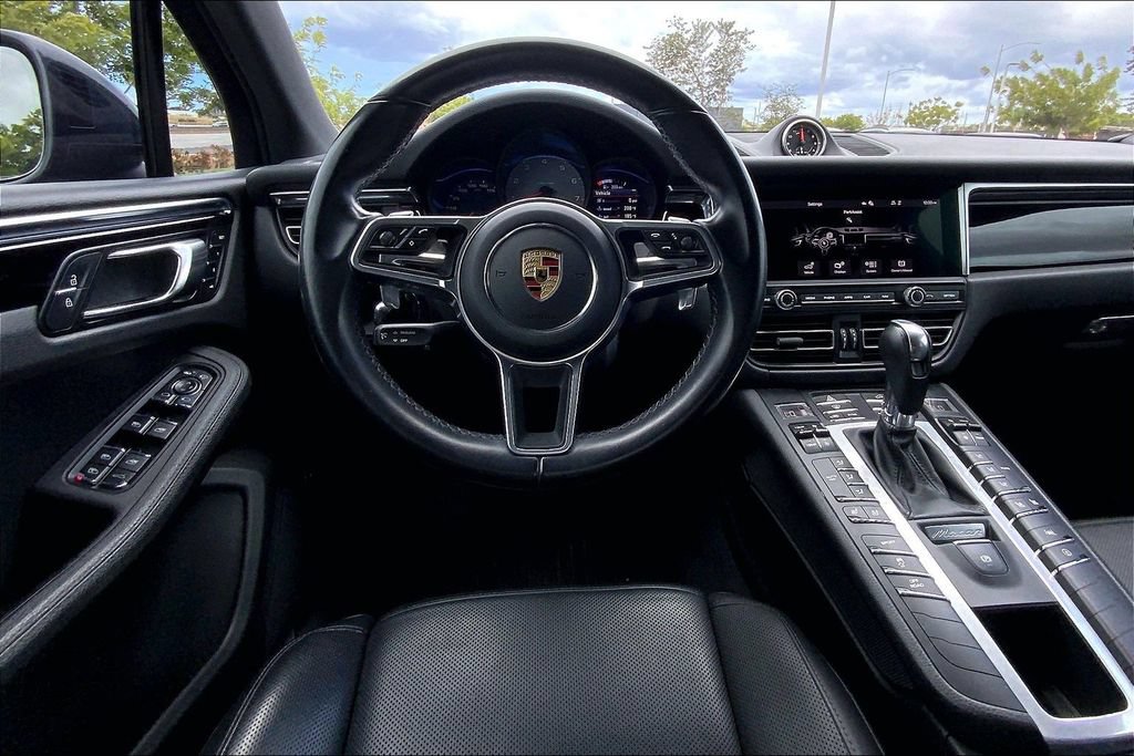 Used 2021 Porsche Macan S AWD/4WD image 5