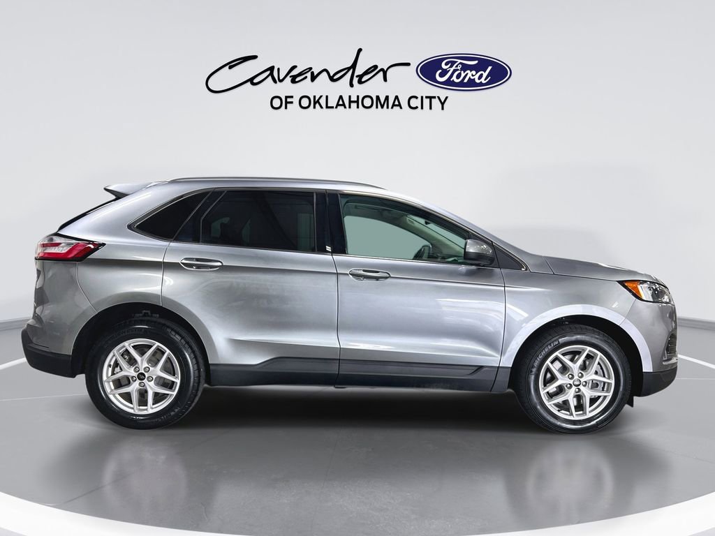 Used 2024 Ford Edge SEL w/ Convenience Package AWD/4WD image 9