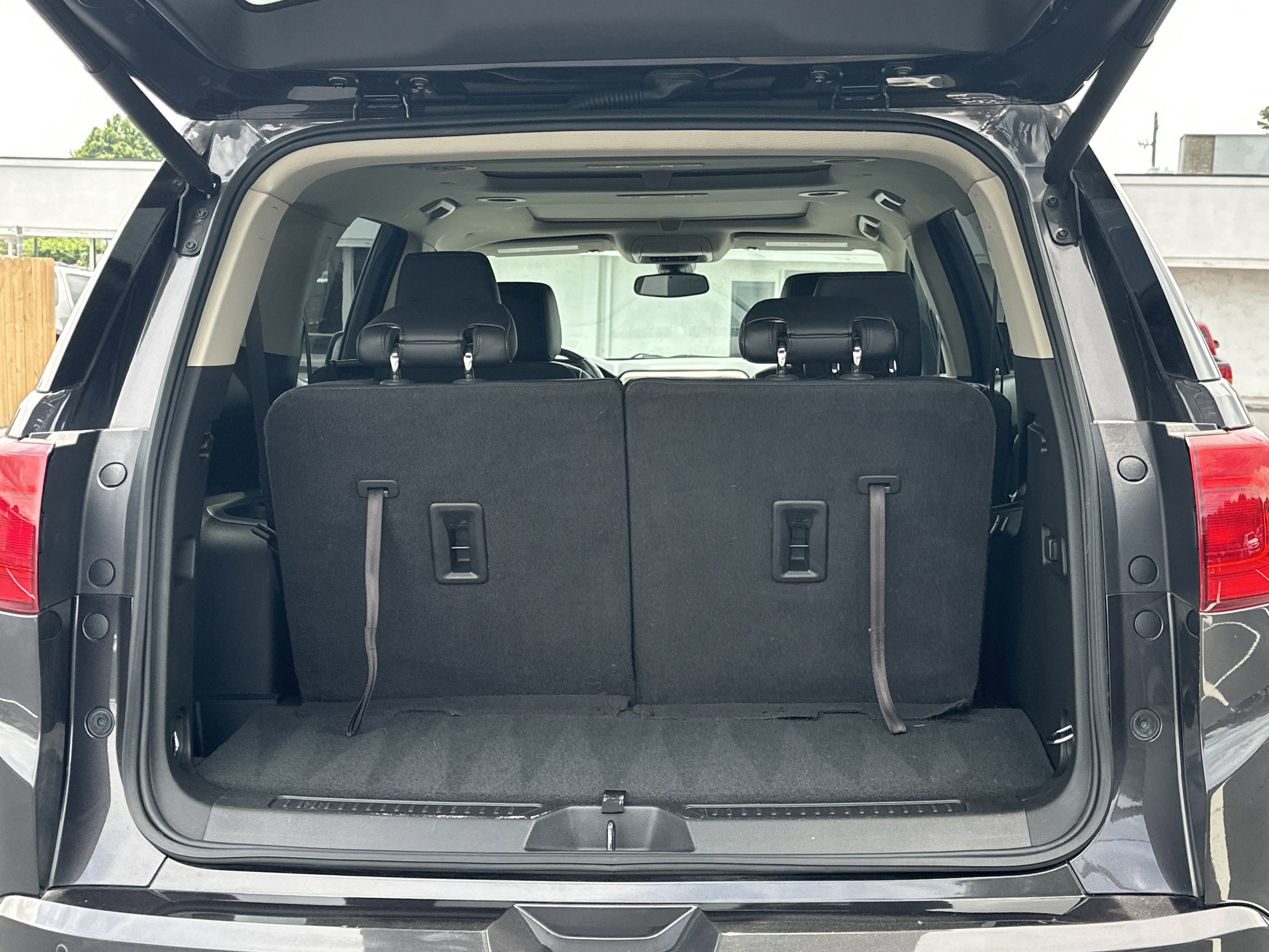 Used 2017 GMC Acadia Denali AWD/4WD image 14