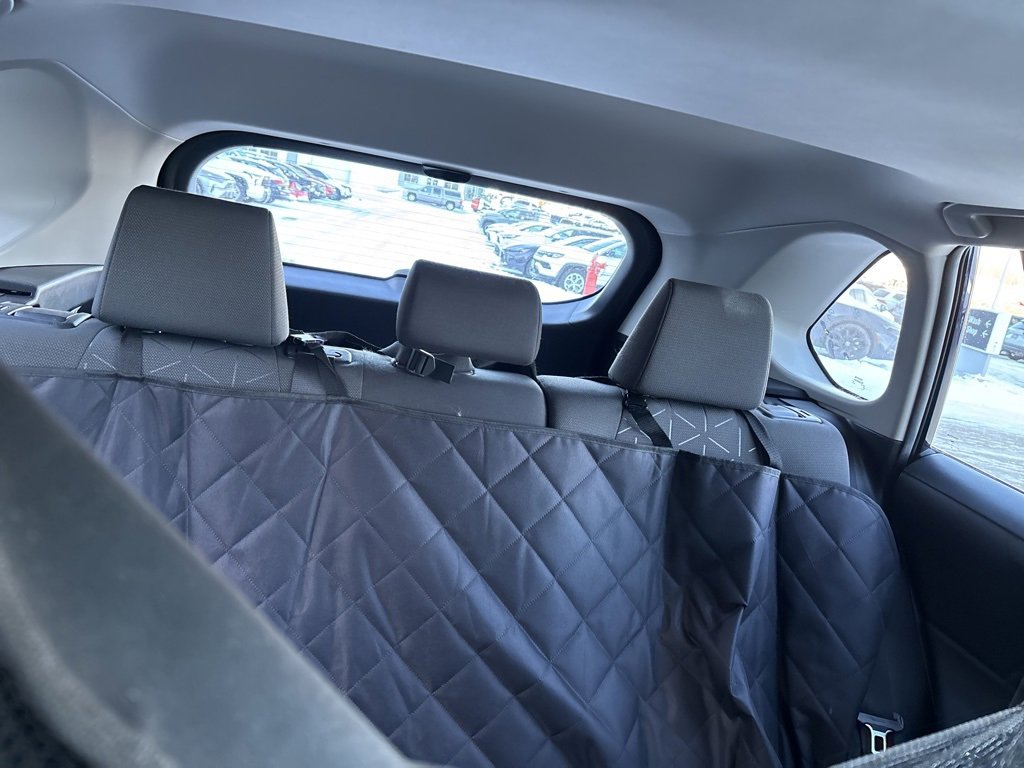 Used 2021 Toyota RAV4 XLE w/ Convenience Package image 20