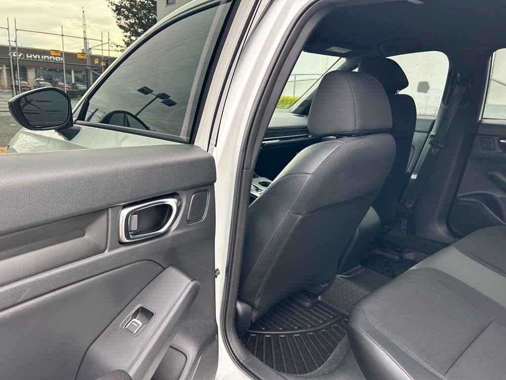 Used 2023 Honda Civic Sport image 11