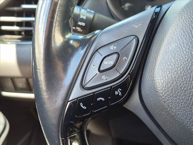 Certified 2018 Toyota C-HR XLE FWD image 4