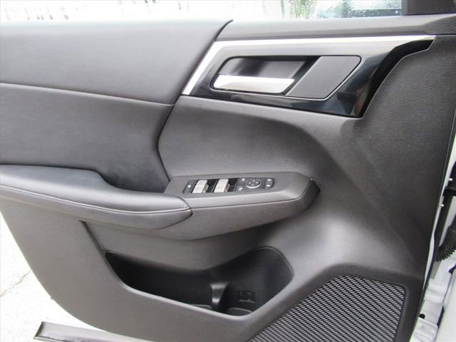 Used 2022 Mitsubishi Outlander SE image 18