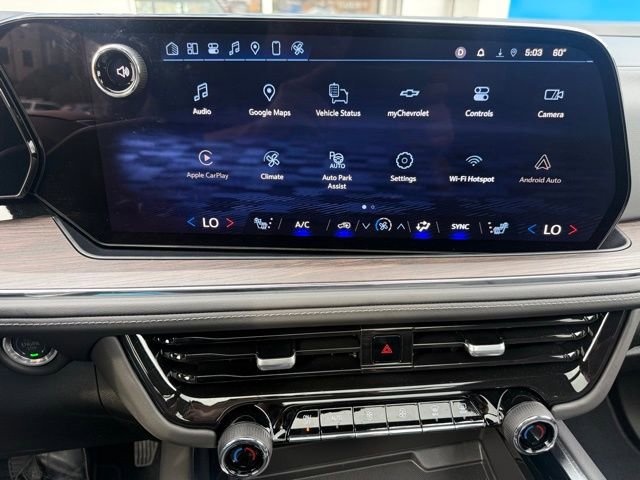 Used 2025 Chevrolet Suburban Z71 w/ Comfort Package image 30