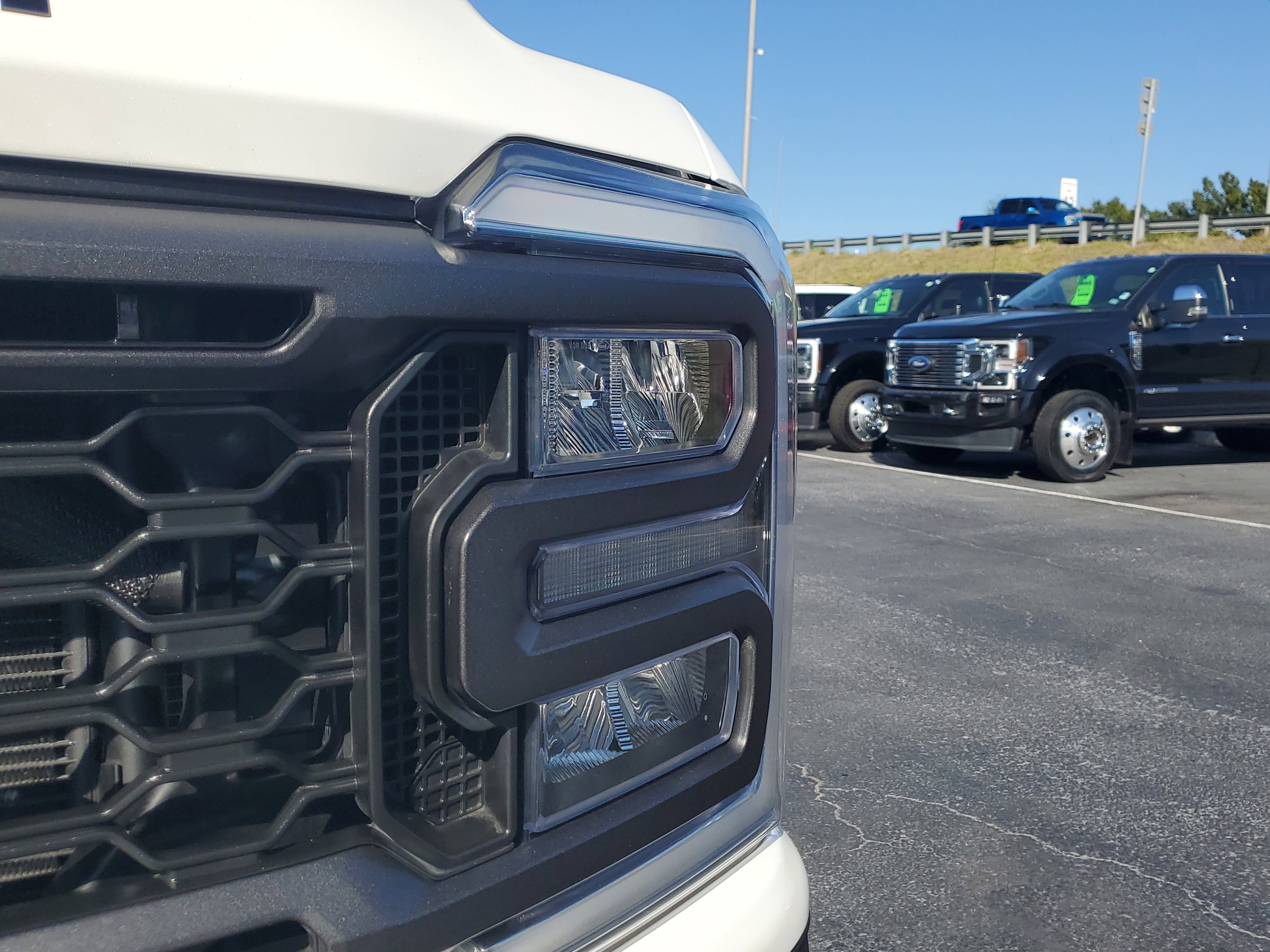 Used 2024 Ford F250 Lariat w/ Sport Appearance Package image 3