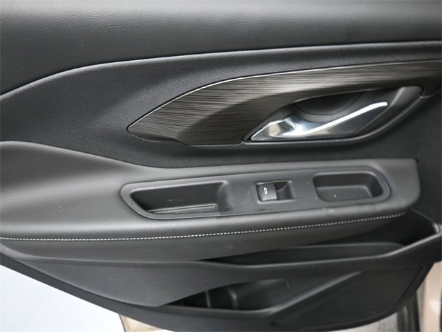 Used 2023 GMC Terrain SLT w/ Elevation Edition image 19