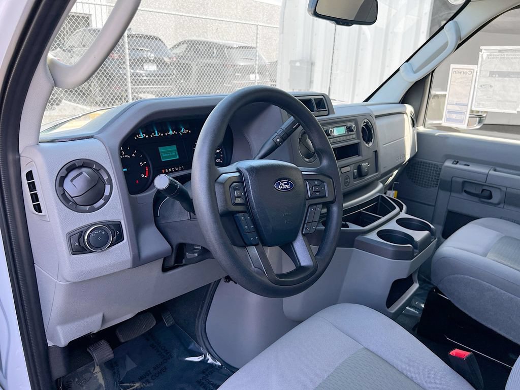 New 2025 Ford E-350 and Econoline 350 Super Duty w/ Interior Upgrade Package video 3
