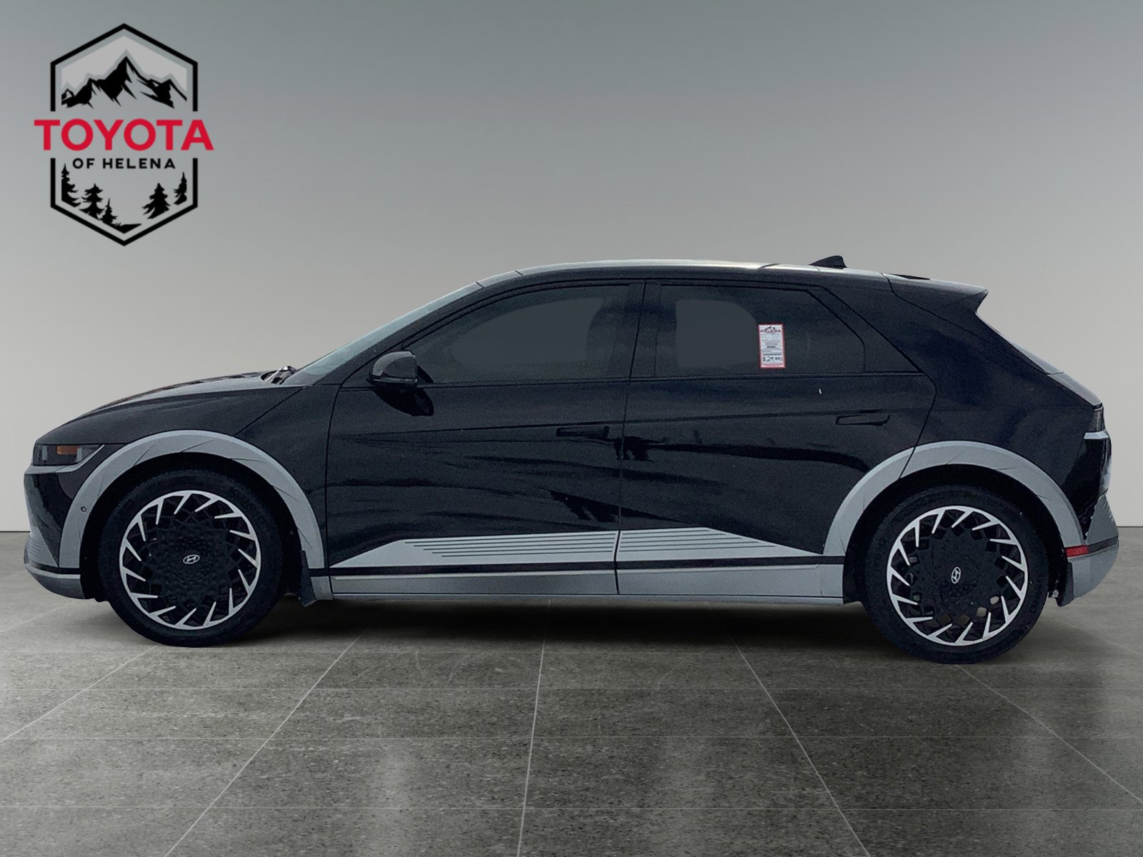 Used 2023 Hyundai Ioniq 5 Limited image 2