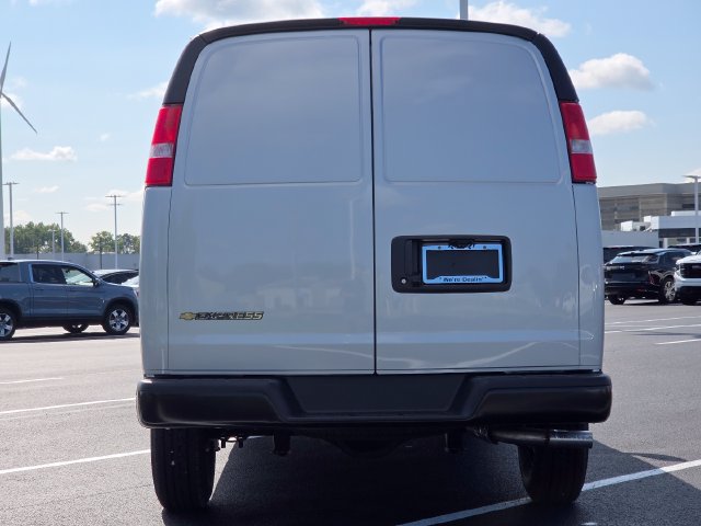New 2026 Chevrolet Express 2500 w/ Driver Convenience Package RWD image 10