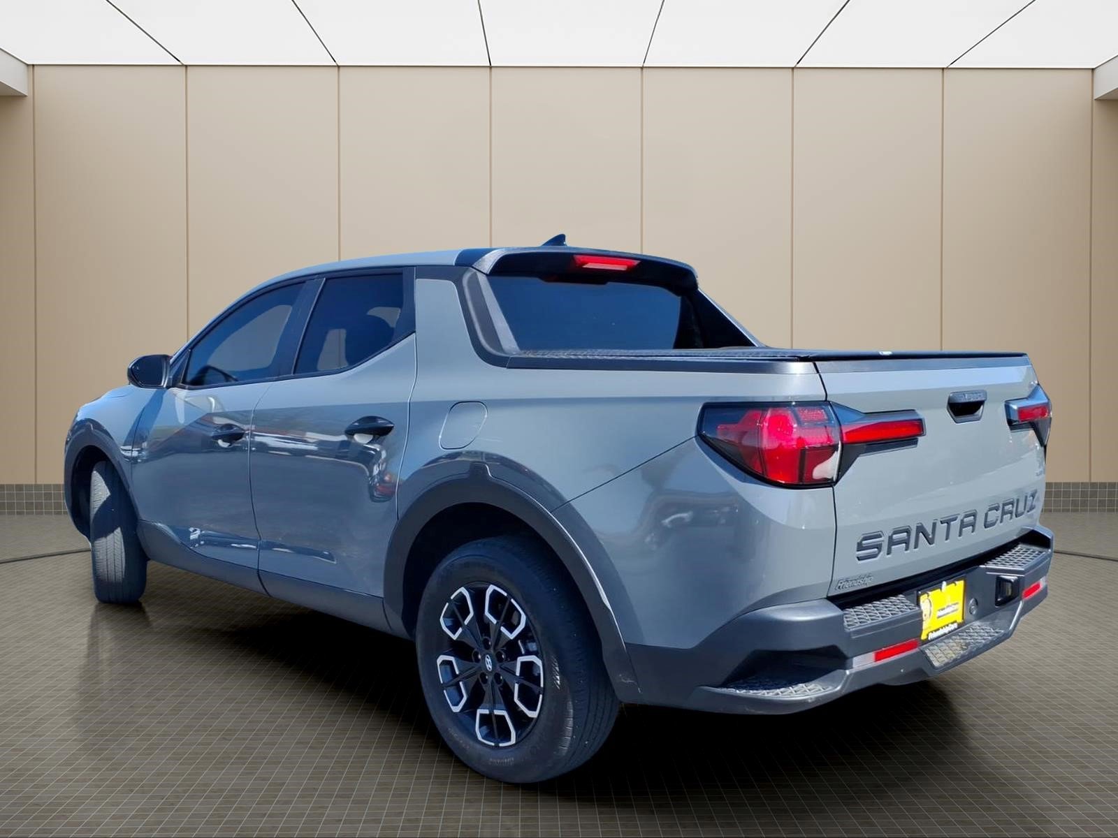 Used 2024 Hyundai Santa Cruz SE image 11