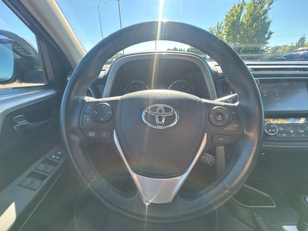 Used 2016 Toyota RAV4 XLE w/ Convenience Package AWD/4WD image 22