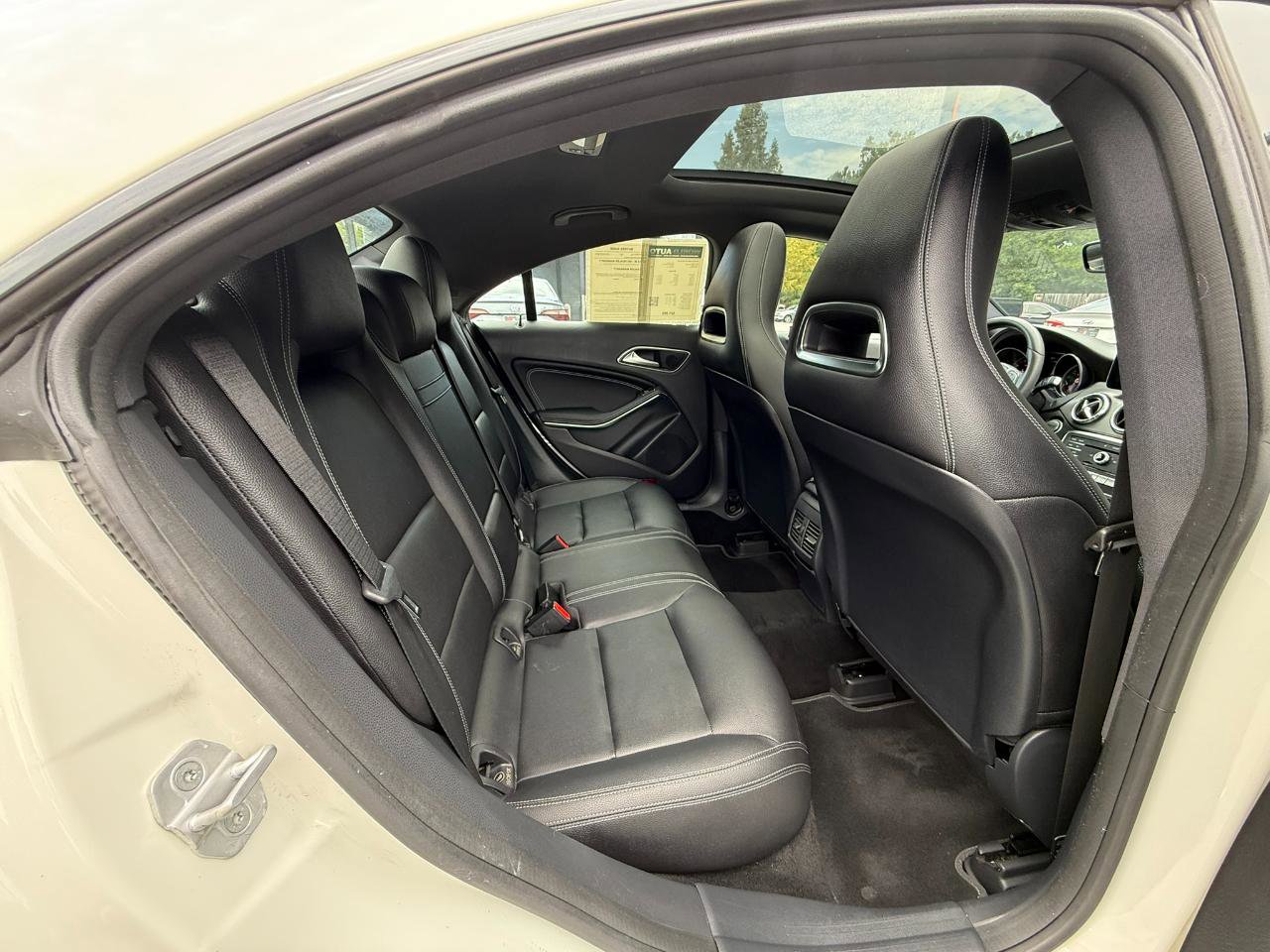 Used 2018 Mercedes-Benz CLA 250 image 13