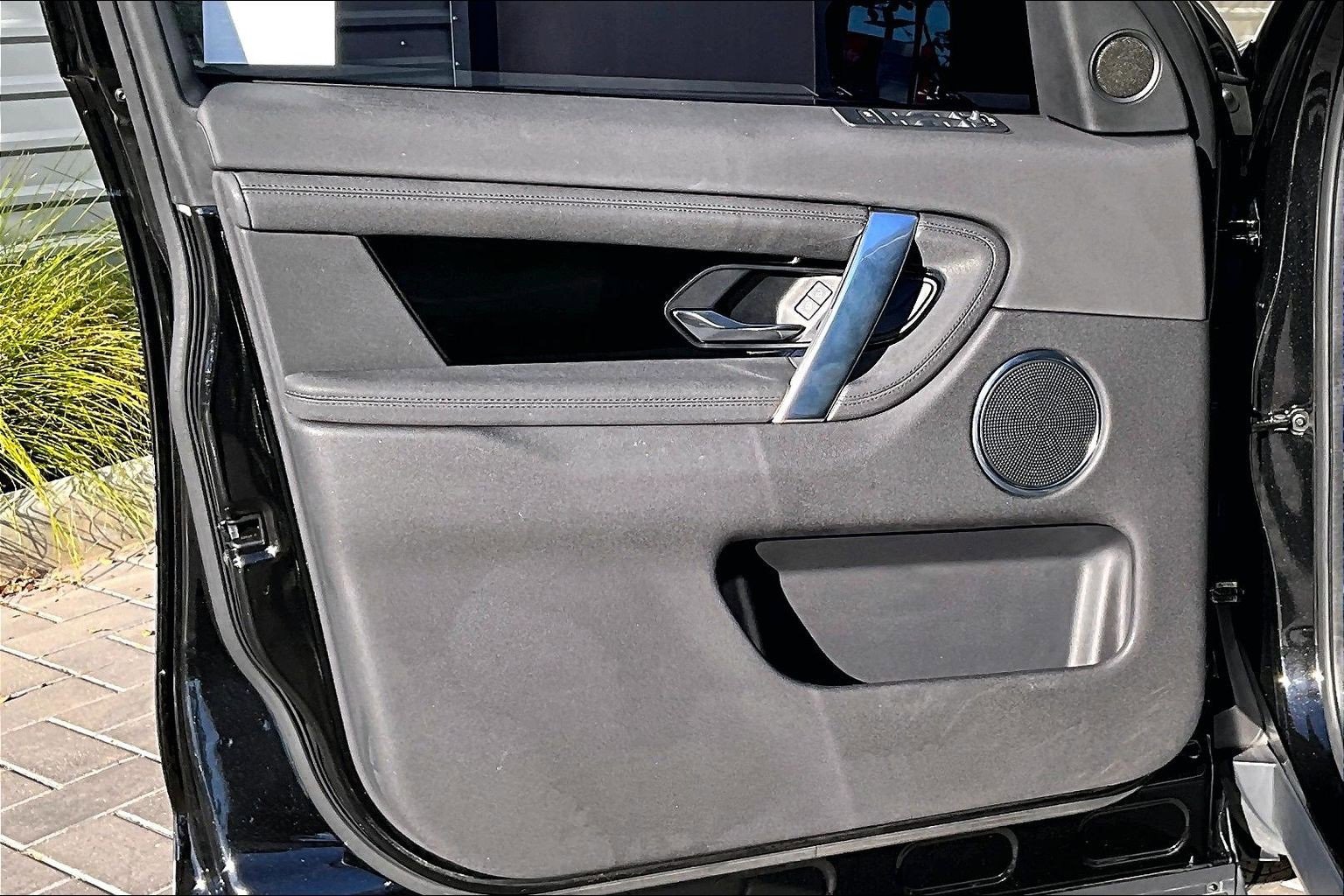 Used 2022 Land Rover Discovery Sport S image 23