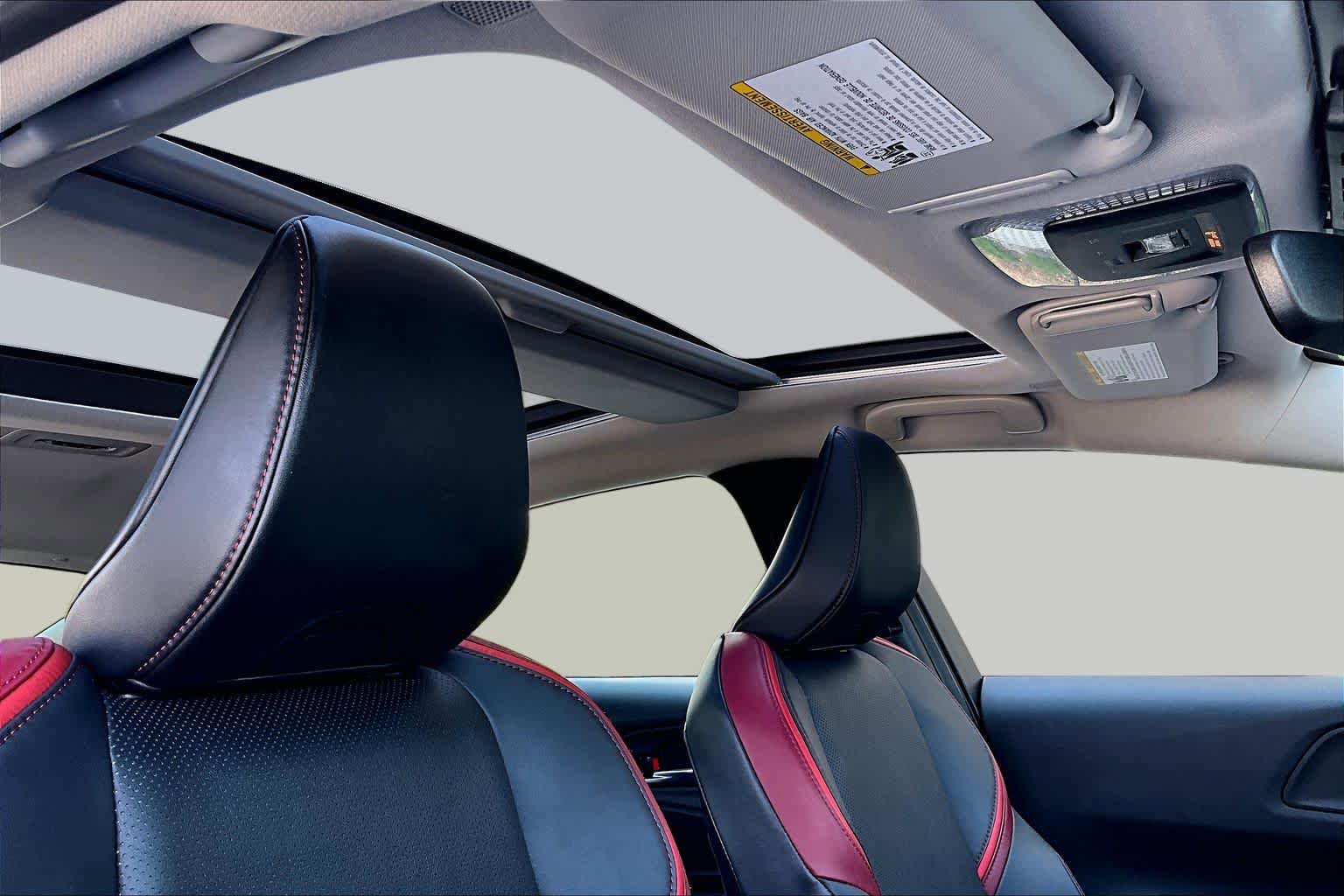 Used 2023 Toyota Prius Prime Premium FWD image 14