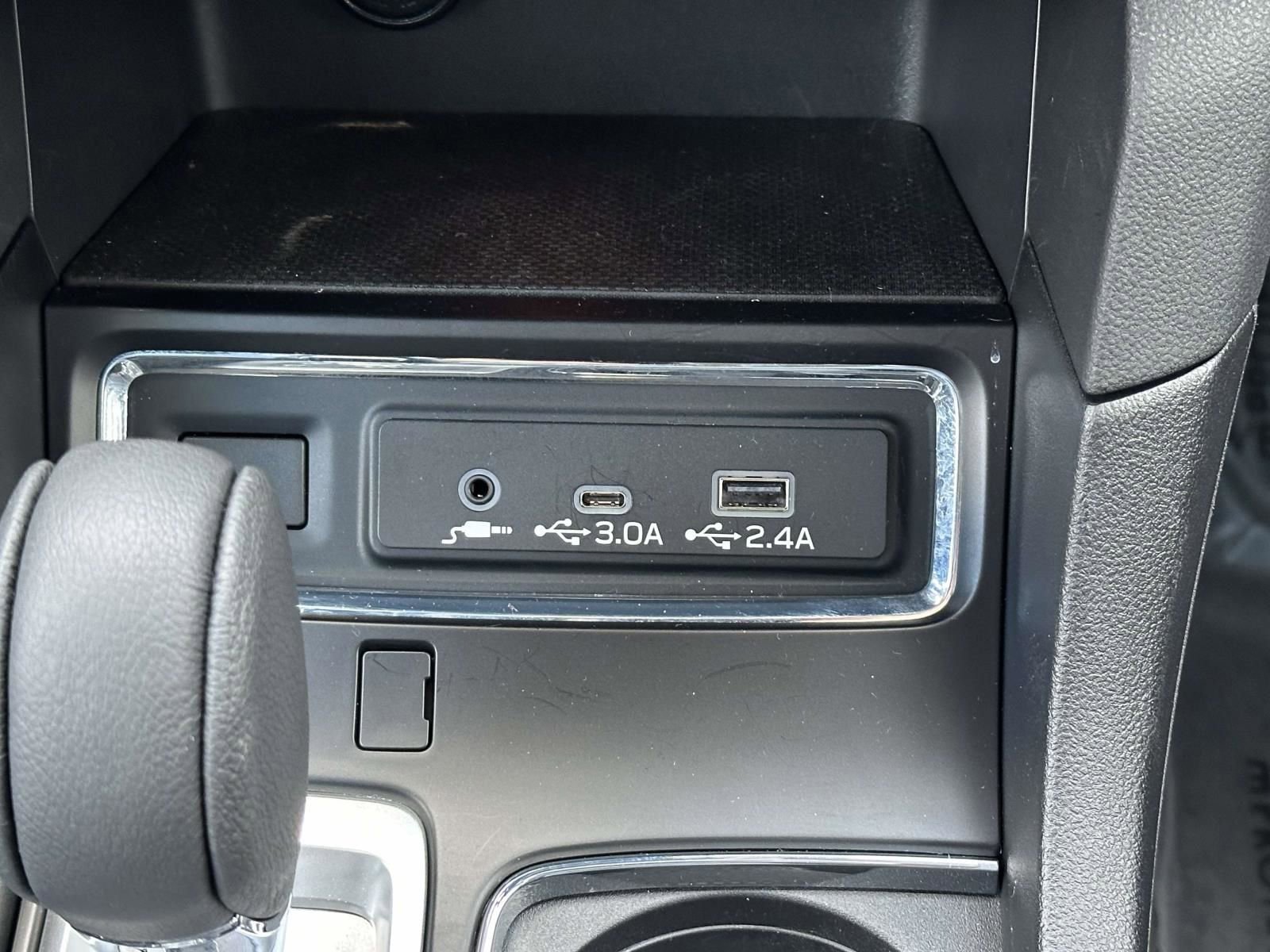 Certified 2025 Subaru Ascent Premium image 23