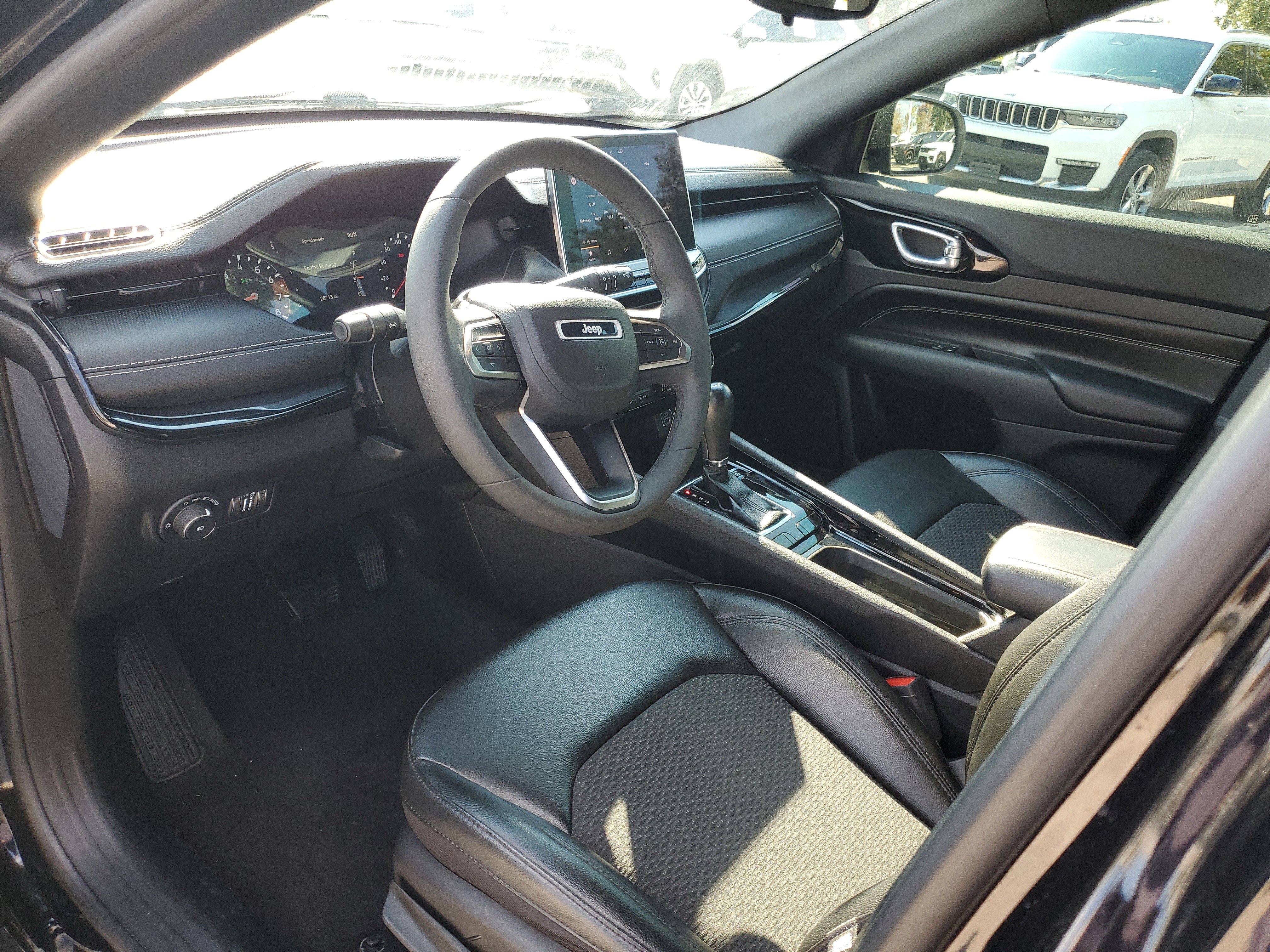 Used 2022 Jeep Compass Altitude image 12